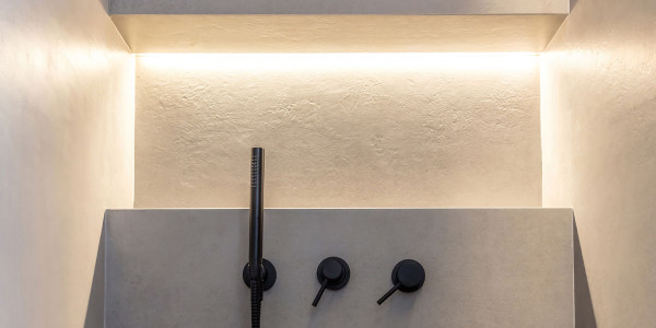 Reforma de Baños Genalguacil · Soluciones de iluminación LED prácticas, funcionales y estéticas
